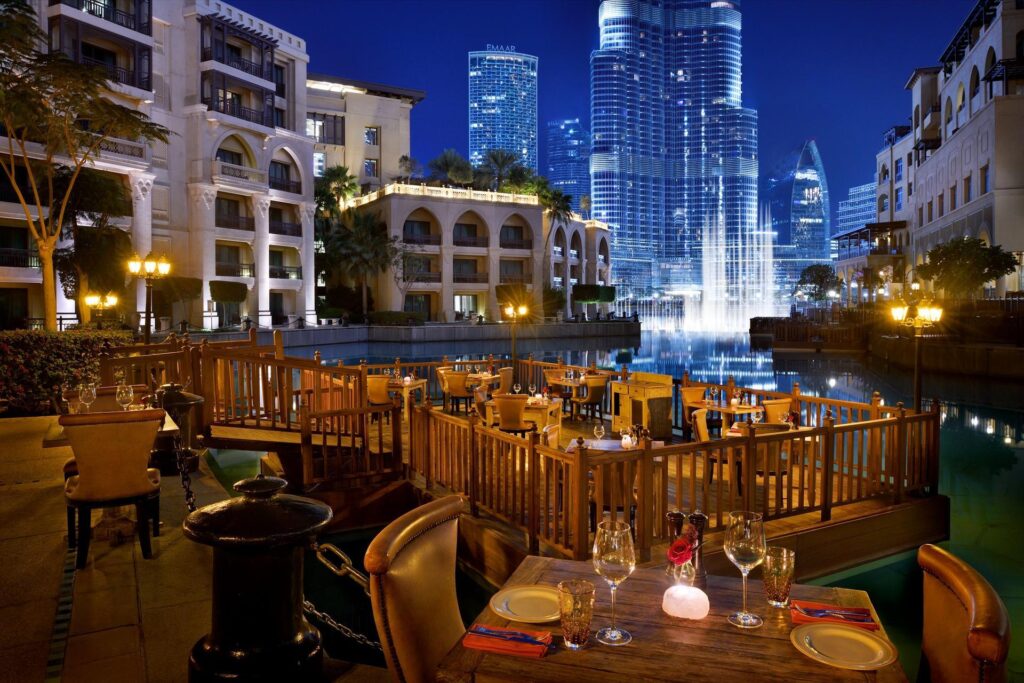 Dining Experiences and Special Menus
